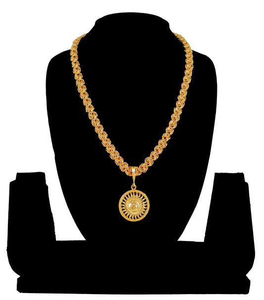 Luxurious Gold Plated Pendant With Chain