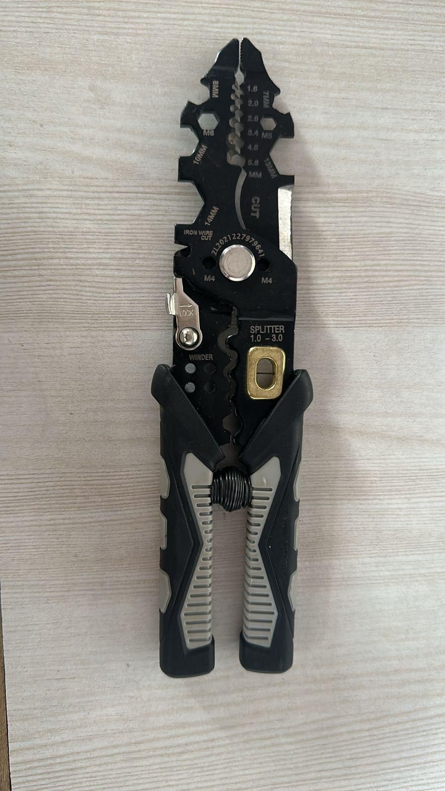 25 In 1 Wire Cutter
