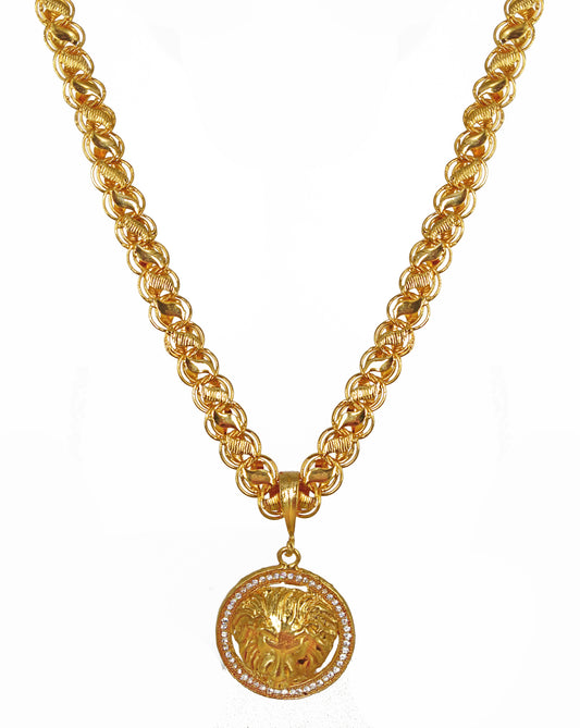 Luxurious Gold Plated Pendant With Chain