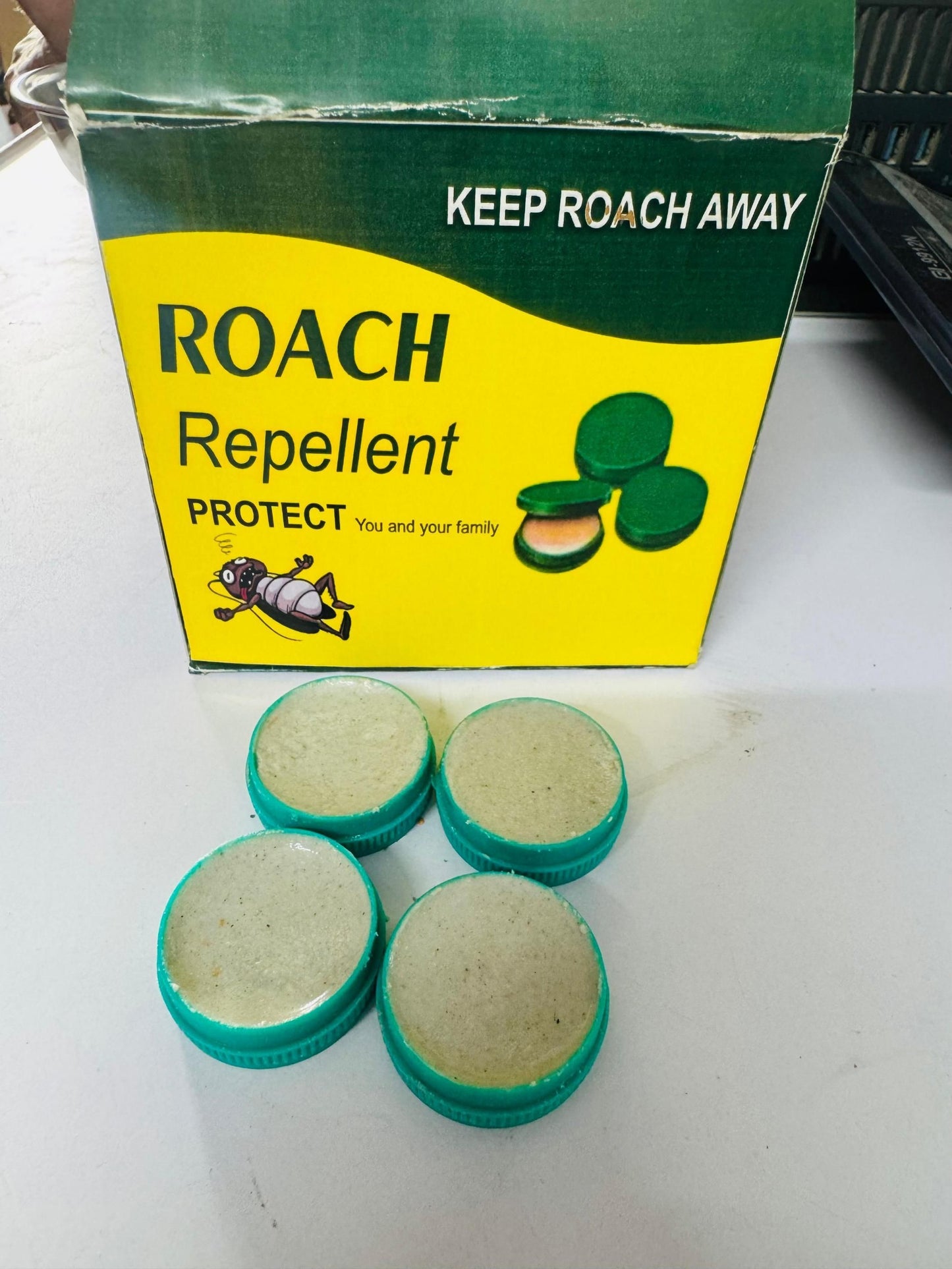 MaxKill Cockroach Gel (24)