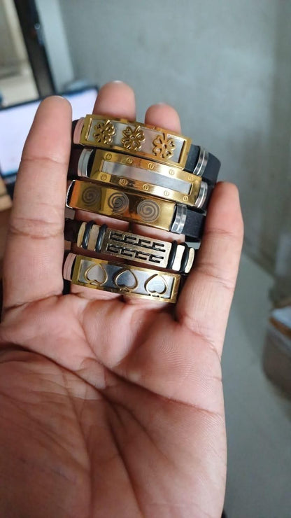 Fashionable Silicone Wristband