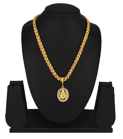 Luxurious Gold Plated Pendant With Chain